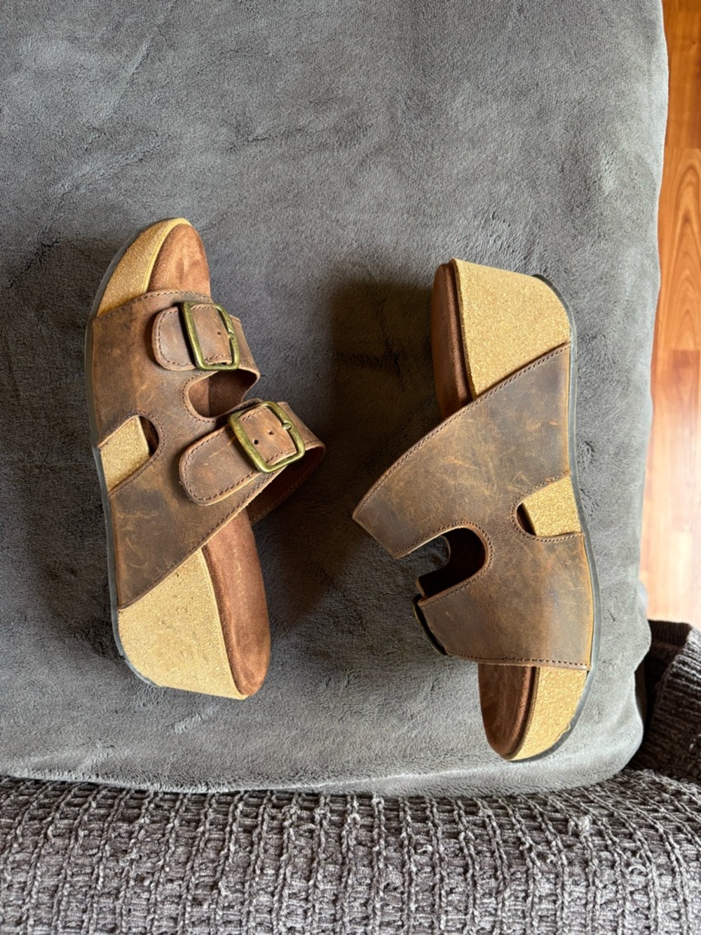 White Mountain Footbeds Chandler Brown Cork Wedge Double Strap Sandals, Size 8 - Picture 2 of 9
